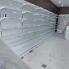 رفوف صيدليه