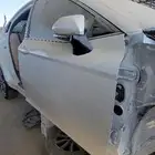 باب كامري2025 ابيض لؤلؤي
