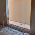 تكسير الجدران والحوائط بالليزر