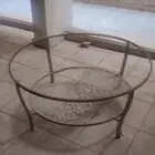 طاوله دائريه كبيره اللون فضي