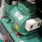 مهندس تبريد وتجميد وثلاجات عرض