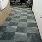 موكيت بلاط