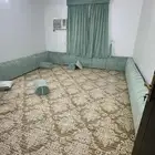 مجلس كامل مع عدد 2 فرشه مقاس 4في 5 طول وعرض السعر 400 ريال