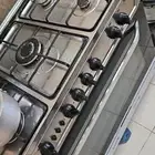 فرن شغال بحاله جيده جدا وثلاجه فليزر اخت الجديده