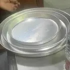 صحون كنافة. وبسبوسة