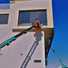 تنظيف واجهات الزجاج والكلادنج وجلي الرخام