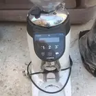 معدات مقهى نظيفه جدا مع ثلاجه عرض