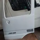 أبواب شاحنات مرسيدس  مان اكسر