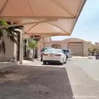 الخيام والمطيلات وبيوت الشعر