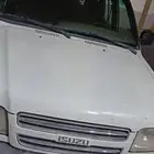 تروبر ايسوزو بنزين 2003 ابيض