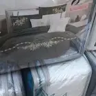 يوجد لدينا جميع انواع المفارش والمراتب والبطانيات والسراير و