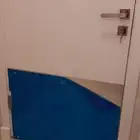 حمايه باب الحمام من الماء