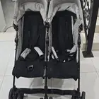 عربية اطفال نظيفة