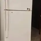 ثلاجة LG حجم كبير نظيفه