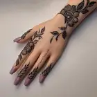نقش حناء ناعم ثقيل على حسب الطلب