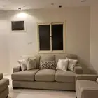 تفاصيل الأريكة الفاخرة متاحة