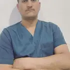 ممرض رعاية منزلية متمكن