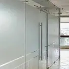 زجاج سكريت