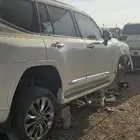 قطع غيار جيوب تويوتا موديل حديث لكزس برادو فوانشر تشليح خبرا