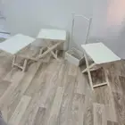 طقم طاولات مع القاعده شبه جديد للبيع بأعلا سوم