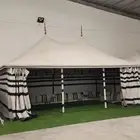 خيمة الصقور