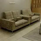 طقم كنب بحاله ممتازه ما شاء الله مكون من 6 قطع مع الطاولات