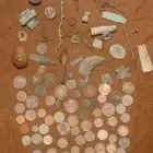 عملات نقدية قديمه وقطع اثار قديمه