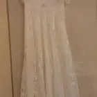 فستان ابيض بسيط للبيع