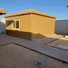 خيام ومظلات