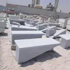 تصنيع جميع انواع الحواجز الخرسانية دبل فيس ون فيس سفتي قواعد