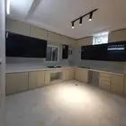 مطابخ خشب ألماني ومطابخ صاج والمنيوم ورخام صناعي وبورسلان