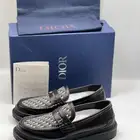 شوزز ديور