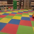 أرضيات أسفنجية ومطاطية وانجيلة