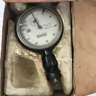 مجموعه عدادات تستخدم لفحص ومعايره طرمبات الديزل