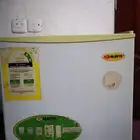 ثلاجة للبيع