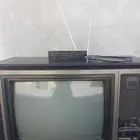 تلفزيون خشبي قديم