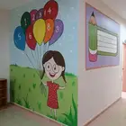 رسام خطاط فنان تشكيلي عل الجدران