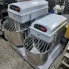 عجانات حلزوني متوفر باكثر من مقاس إيطالي او صيني عجانه او عج