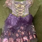 ملابس حفلة