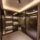 خزائن ودواليب ومطابخ ومغاسل وديكورات عصرية