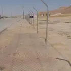 نقوم بتركيب الشبوك والسواتر وتوريد أنخيل وغرسه واشنطن وعربي