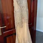 فساتين مناسبه فخمه