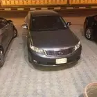 كيا اوبتيما 2009 ماشية 355 الف .