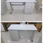 مكاتب حديد وخشب عدت مقاسات