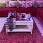 طاولة ايكيا ونجفة