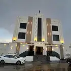 للبيع شقه دور ثاني مصعد راكب جاهز تشطيب راقي حي النرجس