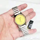 ساعة ام صليب من النوادر لون اصفر ب الف ريال