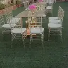 طاولات قزاز و كراسي نبليون الشفاف والذهبي للايجار