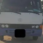واجهة للبيع شمعات وشبك وفلشر تويوتا كوستر