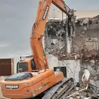هدم وحفر وترحيل فلل ومجمعات واسواق مجانا